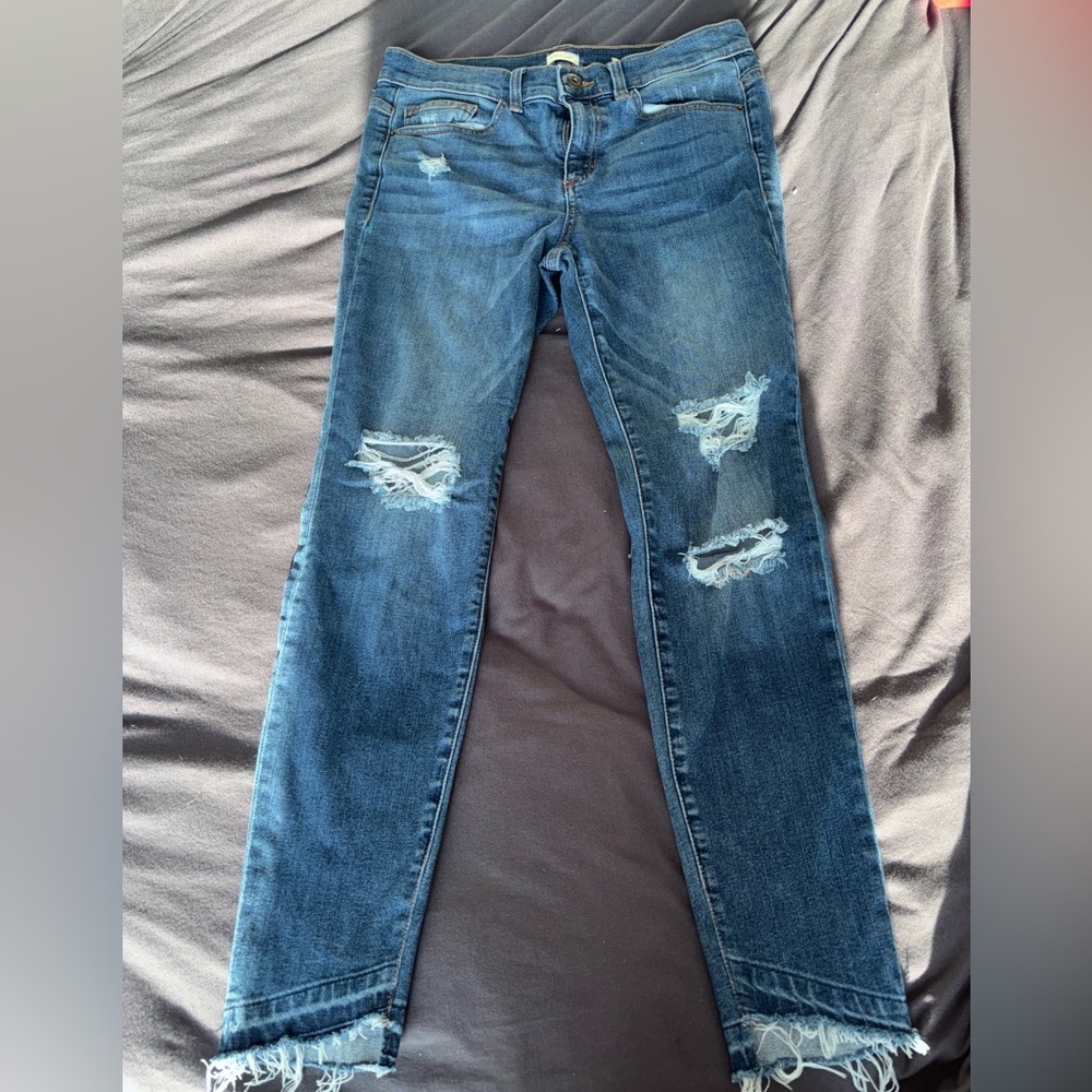 Sneak Peek mid rise size 9 mild stretch